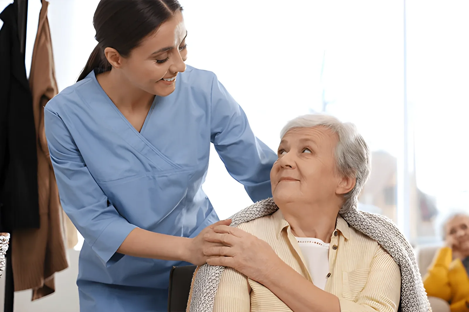 Registered practical nurse providing attentive home care